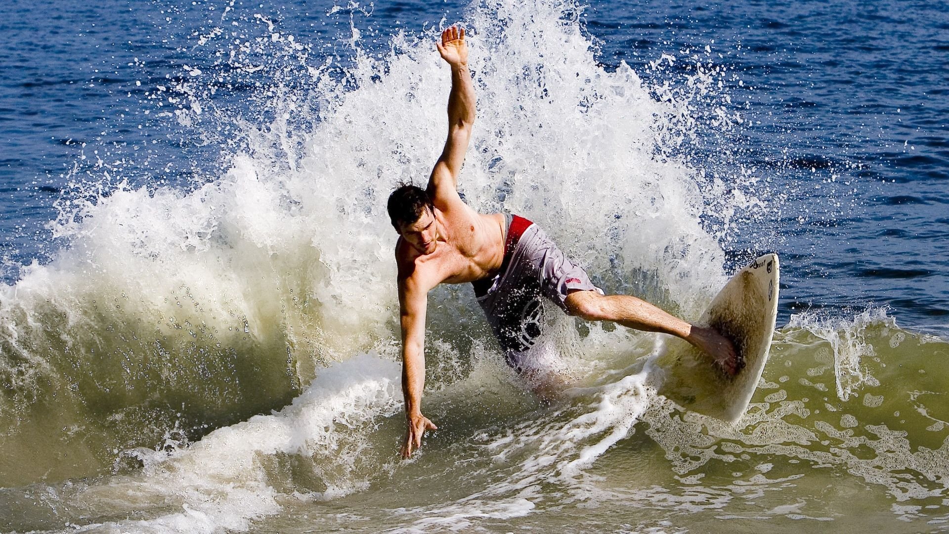 国家队增加团队战术沙龙增强沟通与执行一致性，增强团队战斗力